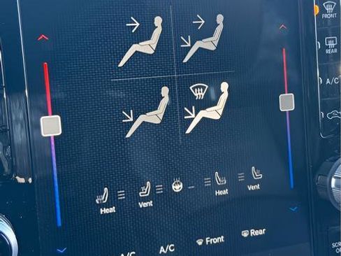 Used 2022 RAM 2500 Laramie w/ Night Edition image 19