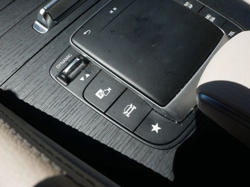 Used 2022 Mercedes-Benz GLE 450 4MATIC image 26