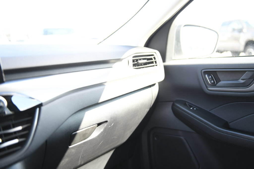 Used 2025 Ford Escape Active FWD image 24