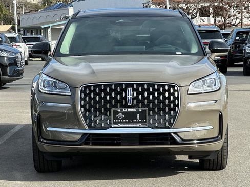 New 2025 Lincoln Corsair Grand Touring w/ Equipment Group 302A AWD/4WD image 8