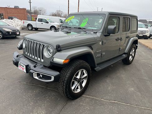 Used 2020 Jeep Wrangler Unlimited Sahara w/ Dual Top Group image 4