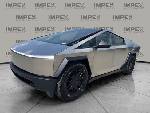 Used 2024 Tesla Cybertruck AWD Crew Cab image 1