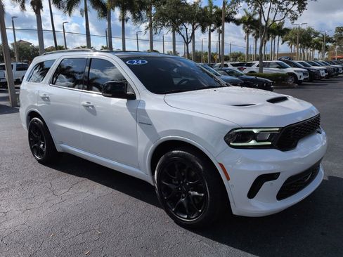 Used 2024 Dodge Durango R/T AWD/4WD image 2