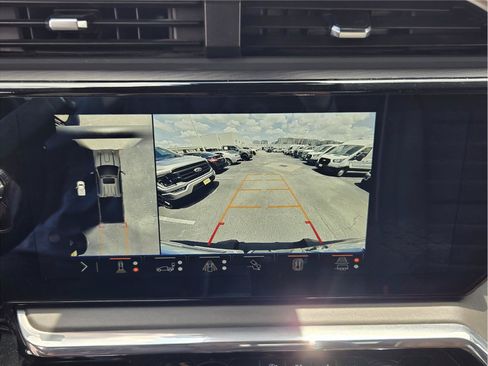 Used 2024 GMC Sierra 2500 Denali Ultimate AWD/4WD image 17