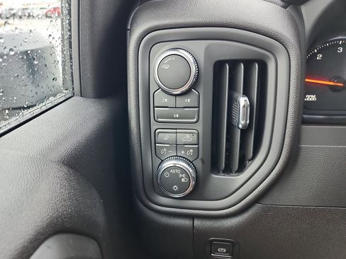 New 2026 GMC Sierra 2500 Pro image 17