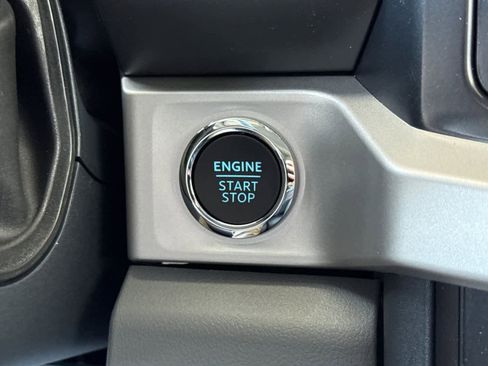 New 2026 Ford F250 4x4 Crew Cab Super Duty image 20