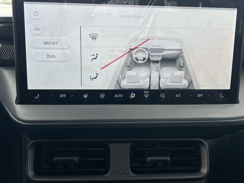 New 2026 Ford Maverick Lariat w/ Black Appearance Package image 21