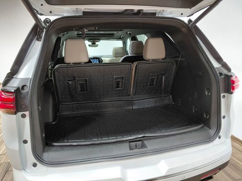 Used 2023 Chevrolet Traverse Premier w/ LPO, Floor Liner Package AWD/4WD image 49