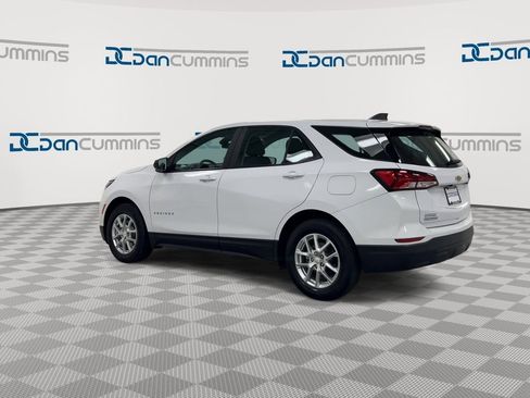 Used 2024 Chevrolet Equinox LS FWD image 6