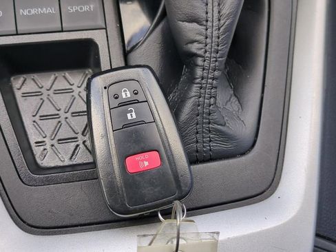 Certified 2024 Toyota RAV4 XLE image 25