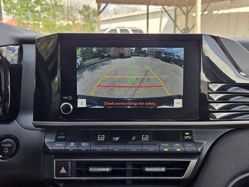 Used 2025 Toyota Camry LE FWD image 19