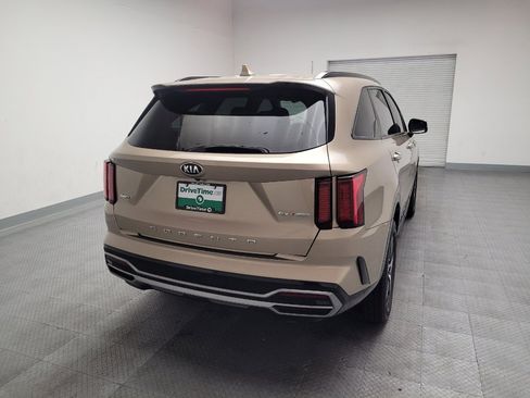 Used 2021 Kia Sorento EX image 7