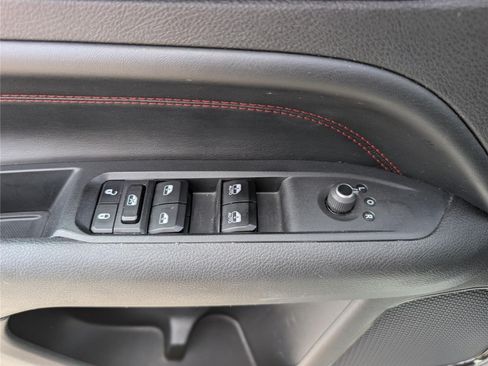 Used 2023 Jeep Compass Trailhawk AWD/4WD image 20