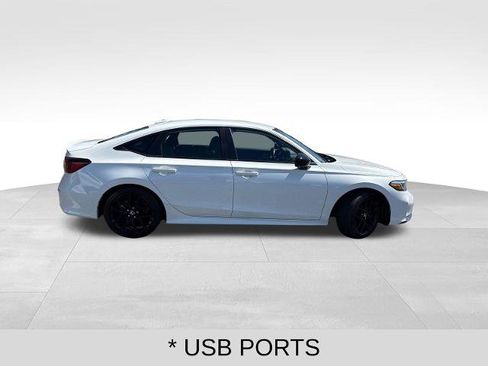 Used 2025 Honda Civic Sport image 6
