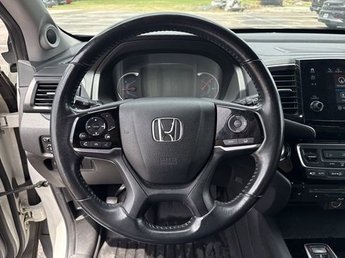Used 2019 Honda Pilot Touring image 14