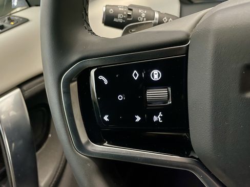 Certified 2025 Land Rover Discovery Sport S AWD/4WD image 23