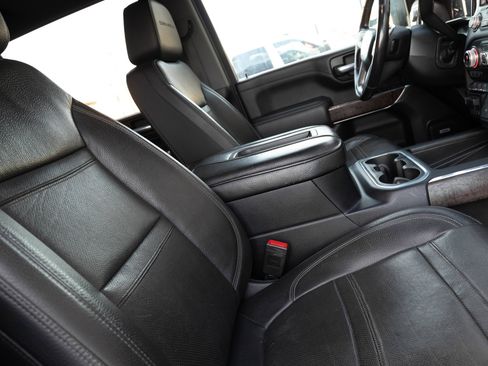 Used 2020 GMC Sierra 2500 Denali w/ Denali Ultimate Package image 18