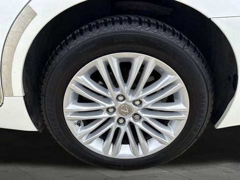 Used 2014 Lexus ES 350 F Sport w/ Luxury Package FWD image 24