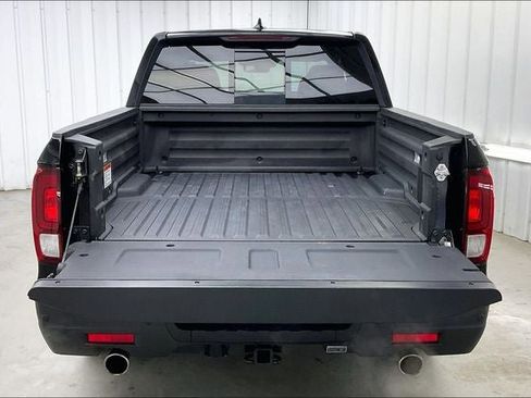 Used 2023 Honda Ridgeline Black Edition image 35