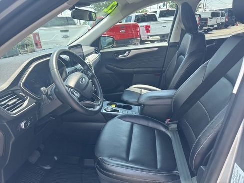 Certified 2022 Ford Escape SEL w/ Technology Package image 15