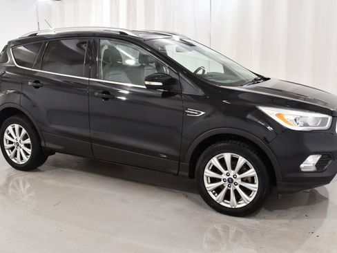 Used 2017 Ford Escape Titanium AWD/4WD image 5