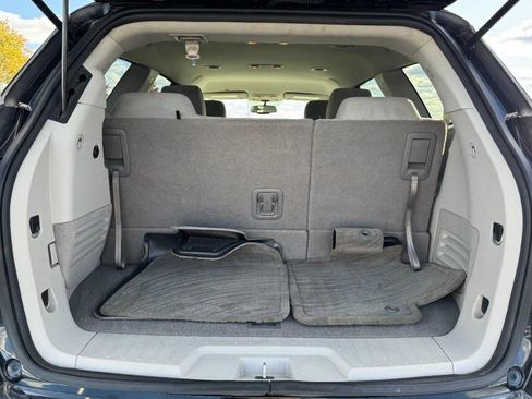 Used 2017 Buick Enclave Convenience image 6