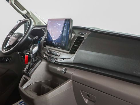 Used 2022 Ford Transit 350 XLT RWD image 24