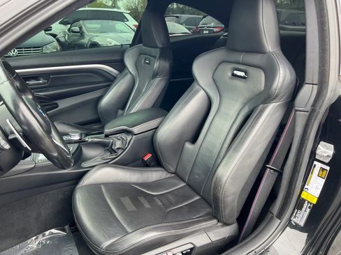Used 2018 BMW M4 Coupe RWD image 43
