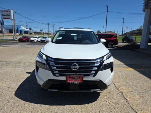 New 2026 Nissan Rogue Platinum image 11