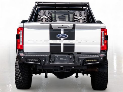 Used 2023 Ford F250 Lariat w/ Lariat Ultimate Package AWD/4WD image 11