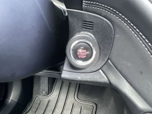 Used 2020 Subaru Outback Limited image 25