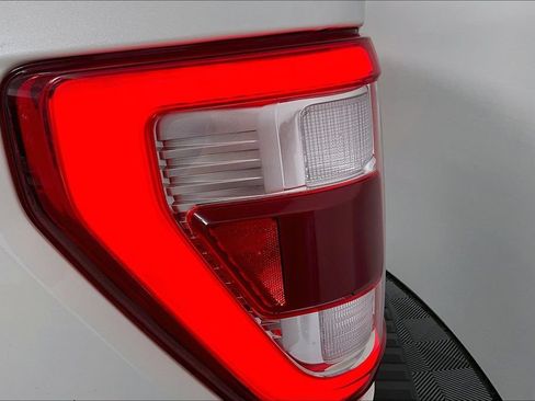 Used 2022 Ford F150 Lariat AWD/4WD image 29