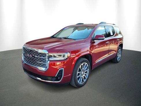 Used 2023 GMC Acadia Denali image 2
