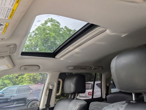 Used 2021 Nissan Armada Platinum RWD image 8
