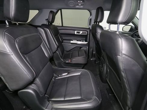 Used 2023 Ford Explorer XLT w/ Equipment Group 202A image 19
