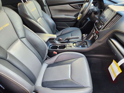 Used 2022 Subaru Crosstrek 2.5i Sport w/ Moonroof Package image 17