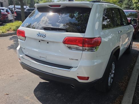 Used 2016 Jeep Grand Cherokee Limited AWD/4WD image 3