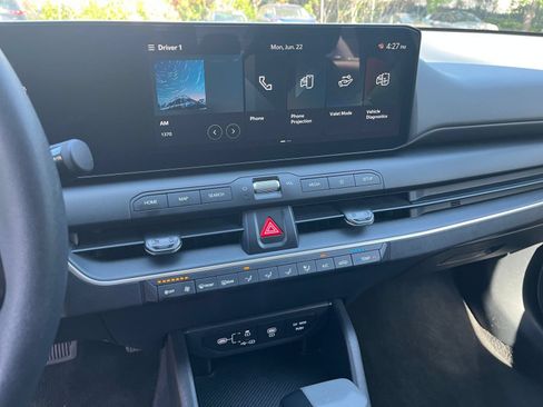 Used 2025 Kia K4 FWD image 17