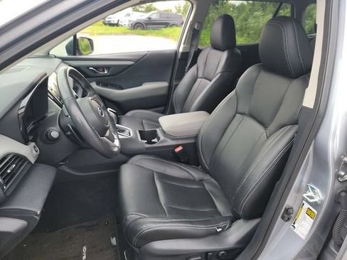Used 2025 Subaru Outback Premium w/ Popular Package #1A AWD/4WD image 9