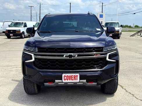 Used 2021 Chevrolet Tahoe Z71 w/ Rear Media and Nav Package AWD/4WD image 3