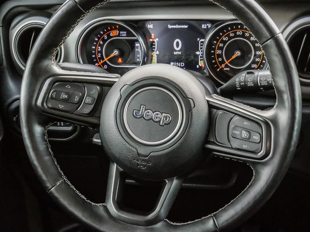 Used 2021 Jeep Wrangler Unlimited Sport AWD/4WD image 30