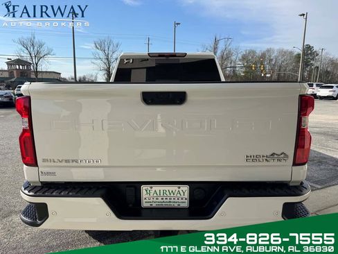 Used 2024 Chevrolet Silverado 2500 High Country image 7