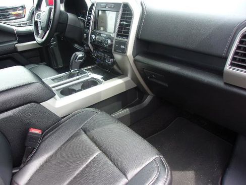 Certified 2018 Ford F150 Lariat image 16