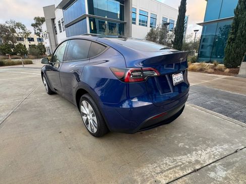 Used 2024 Tesla Model Y Long Range image 6