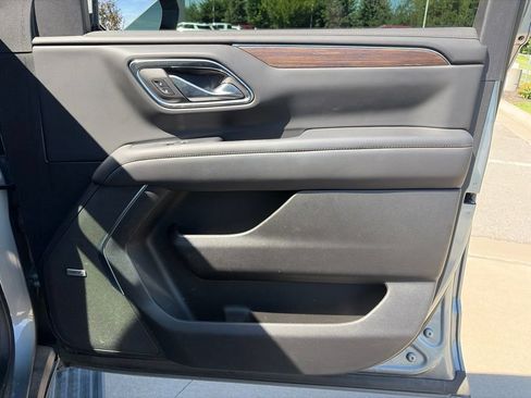 Used 2023 Chevrolet Tahoe High Country w/ Advanced Technology Package AWD/4WD image 27