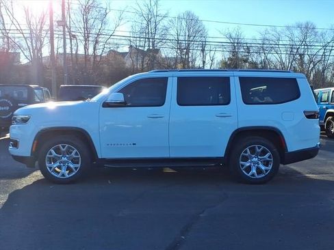 Used 2022 Jeep Wagoneer Series II image 6