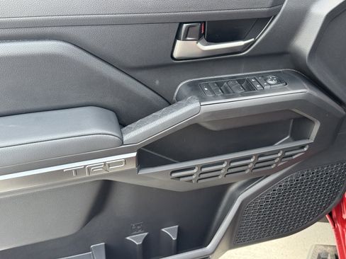 New 2025 Toyota Tacoma TRD Off-Road image 18