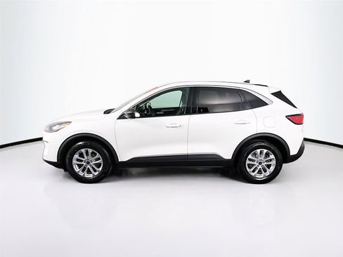 Used 2022 Ford Escape SE w/ Convenience Package image 4