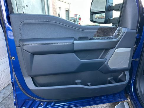 New 2026 Ford F350 Lariat w/ Black Appearance Package image 23