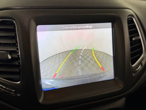 Used 2021 Jeep Compass Trailhawk image 18